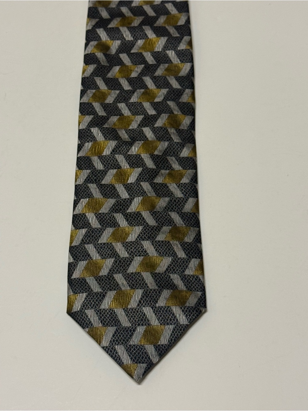Vintage Fratelli Moda Men’s Necktie Silver/Gold Geometric 100% Silk Italy Made